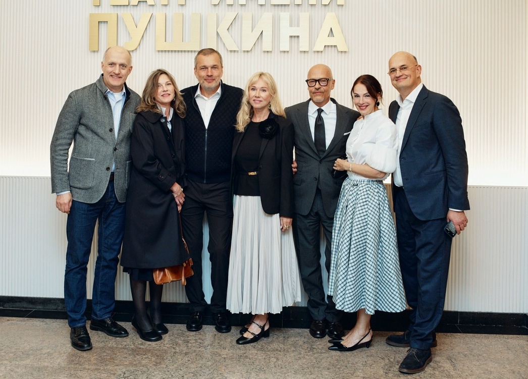 Федор Бондарчук и гости юбилея Виктории Исаковой. Фото: Геворг Арутюнян