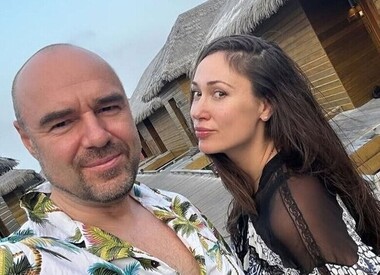 Елена Товстик заявила, что Роман стал ежедневно приезжать к детям